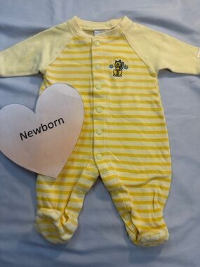 Gagou Tagou - Yellow Striped Baby Onesie Sleeper